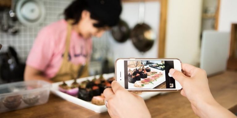 https___specials-images.forbesimg.com_imageserve_6127386458c3b7b634e6d0f4_Customer-shooting-sushi-made-with-vegan-ingredients-with-smartphone_960x0-768×512